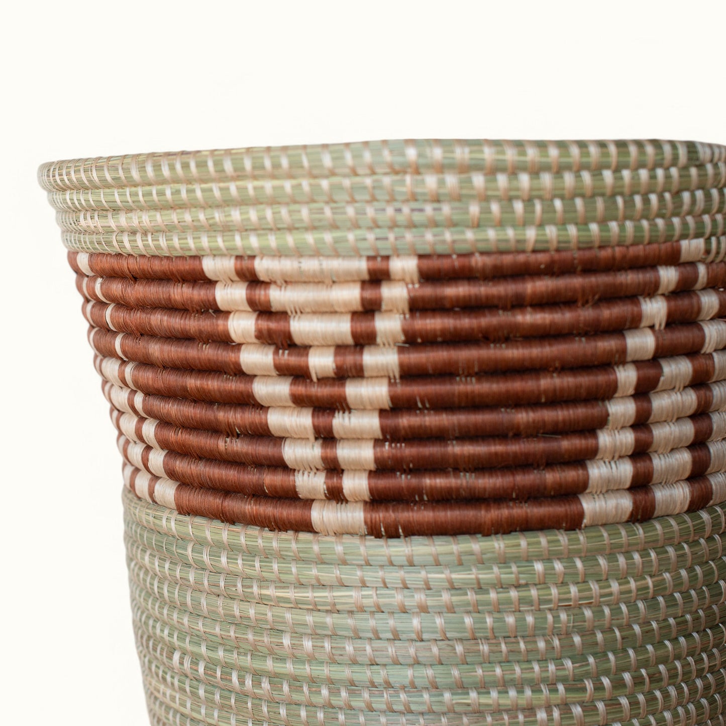 IDENTITY Basket Itana