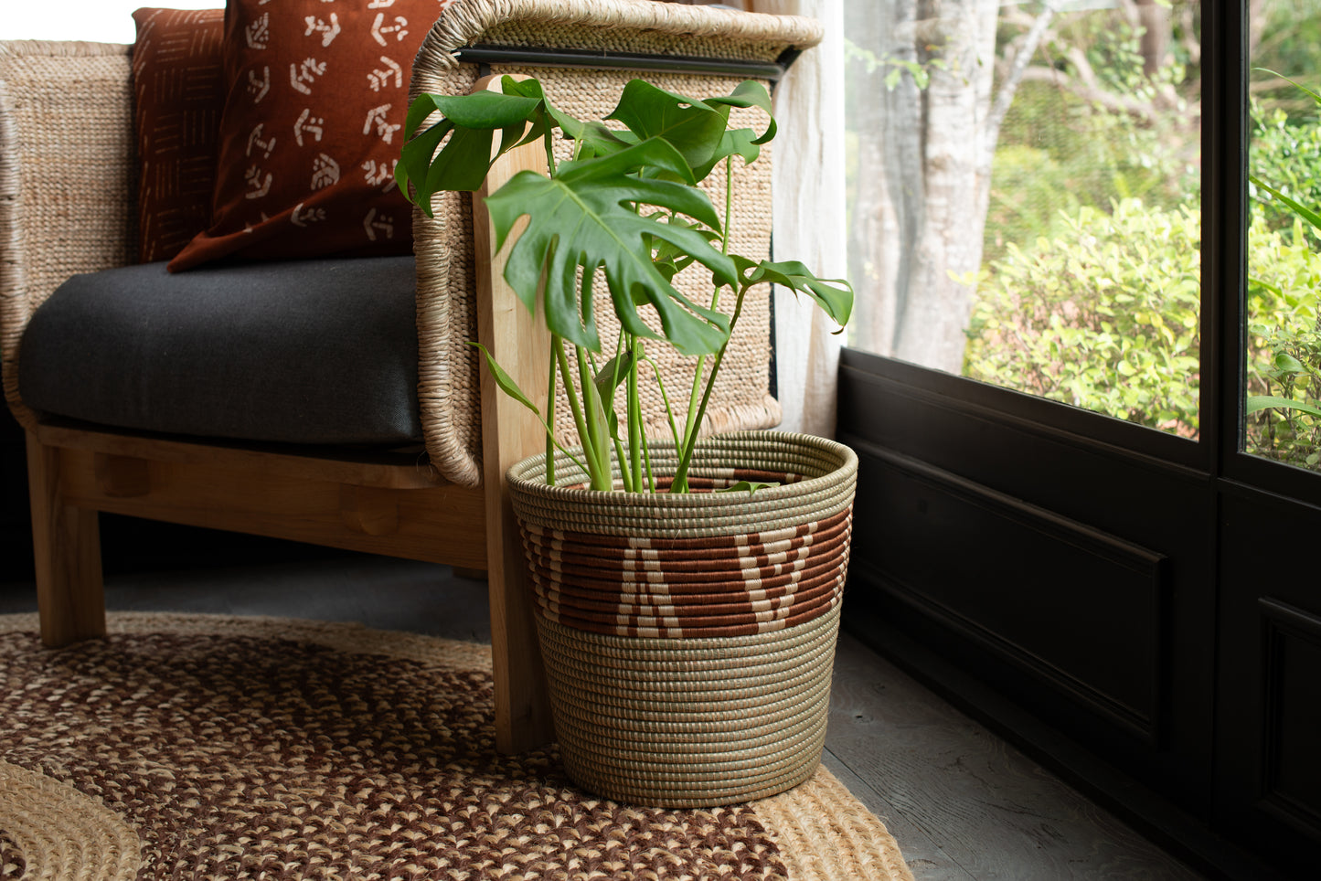 IDENTITY Basket Itana