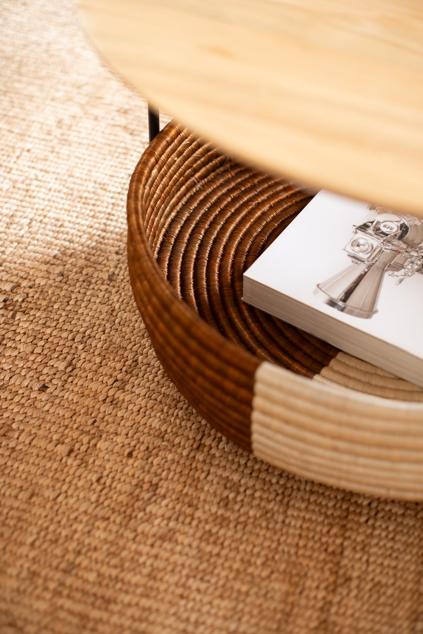 Hagati Coffee Table
