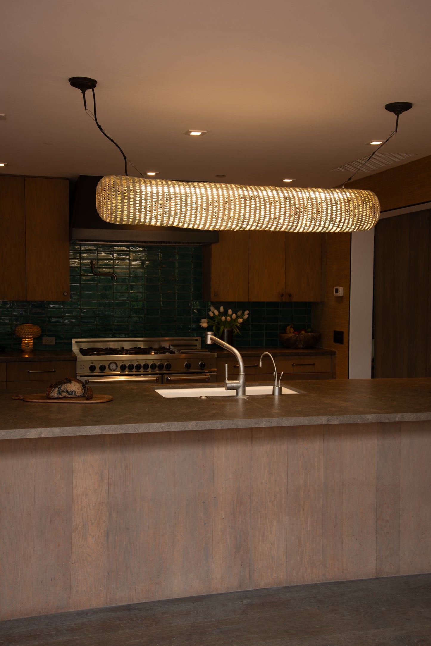 LINEAR Lamp