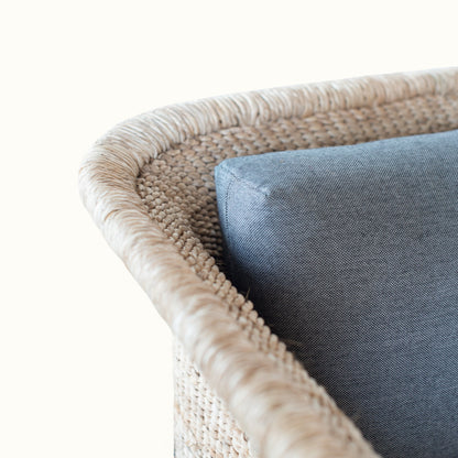 KAYONZA Lounge Chair