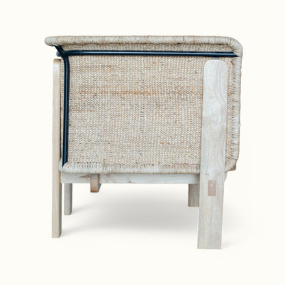 KAYONZA Lounge Chair