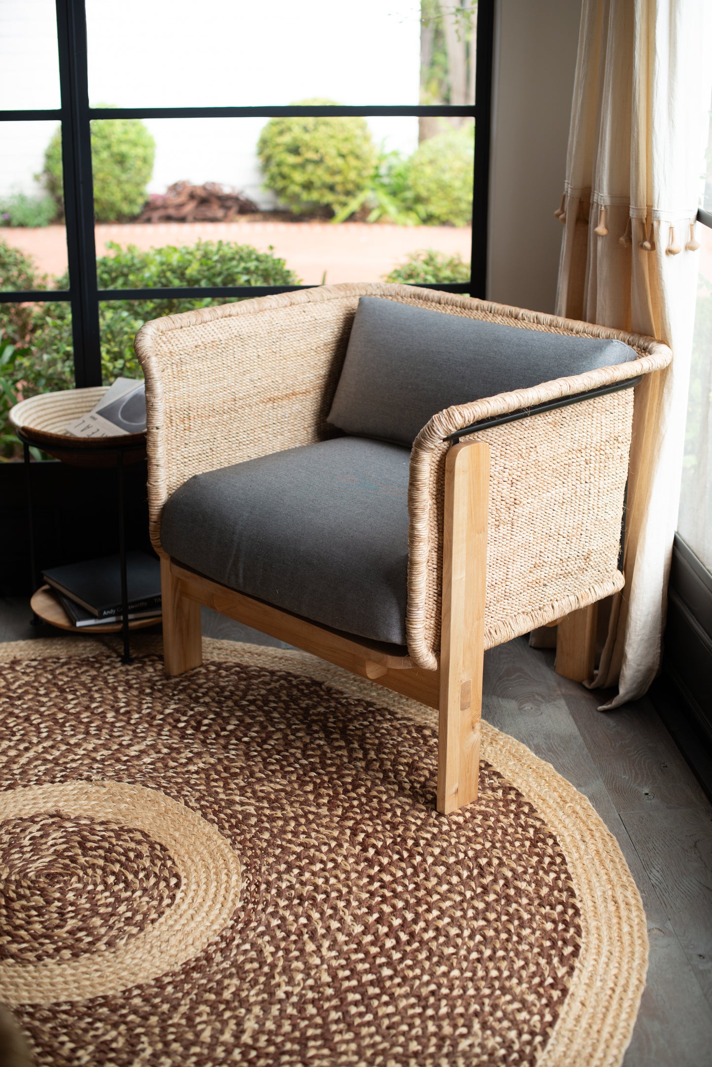 KAYONZA Lounge Chair