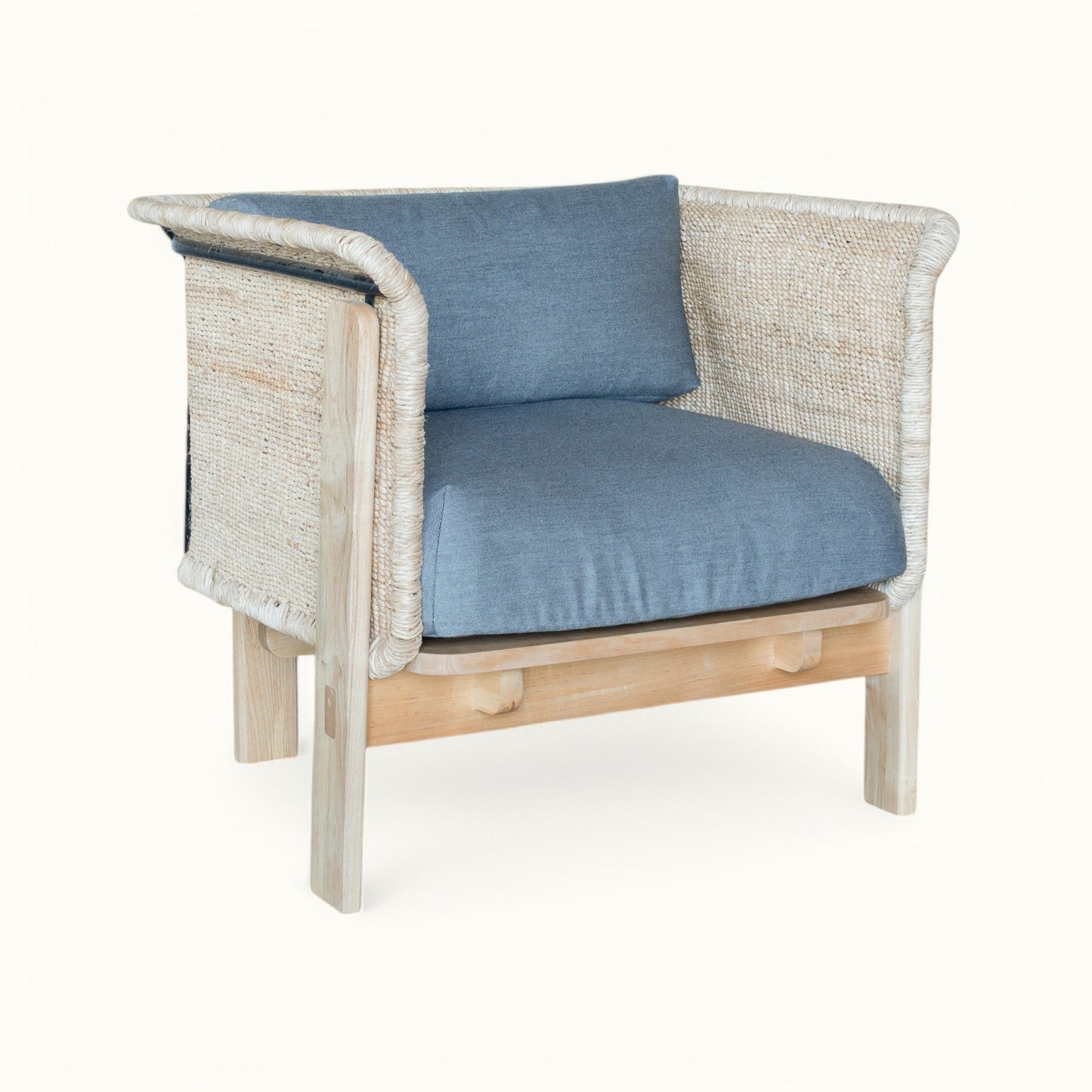 KAYONZA Lounge Chair