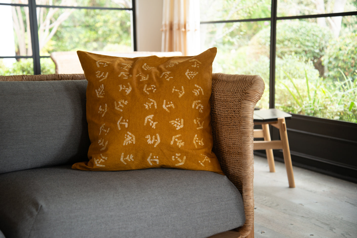 FOSSEY Pillows