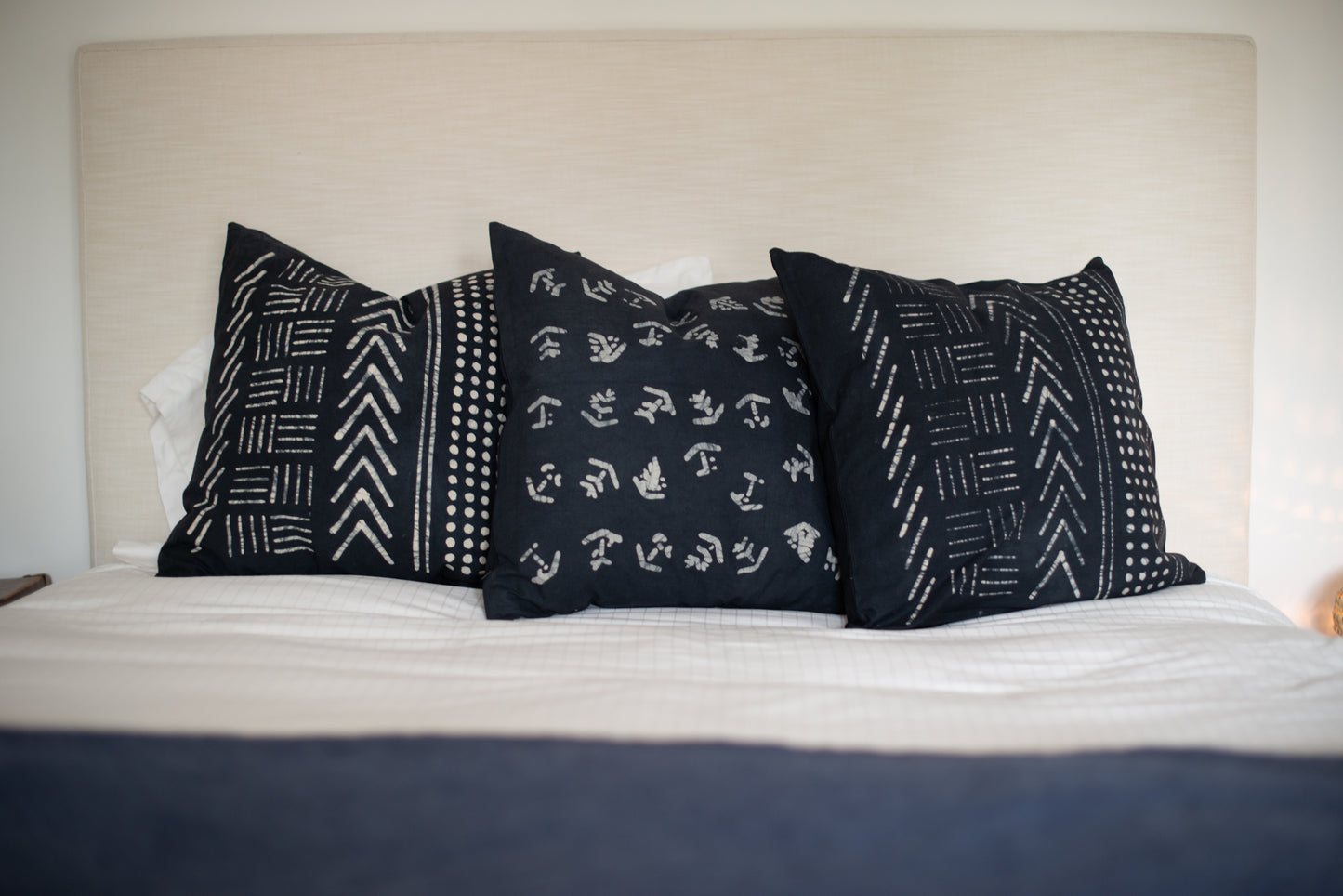 FOSSEY Pillows