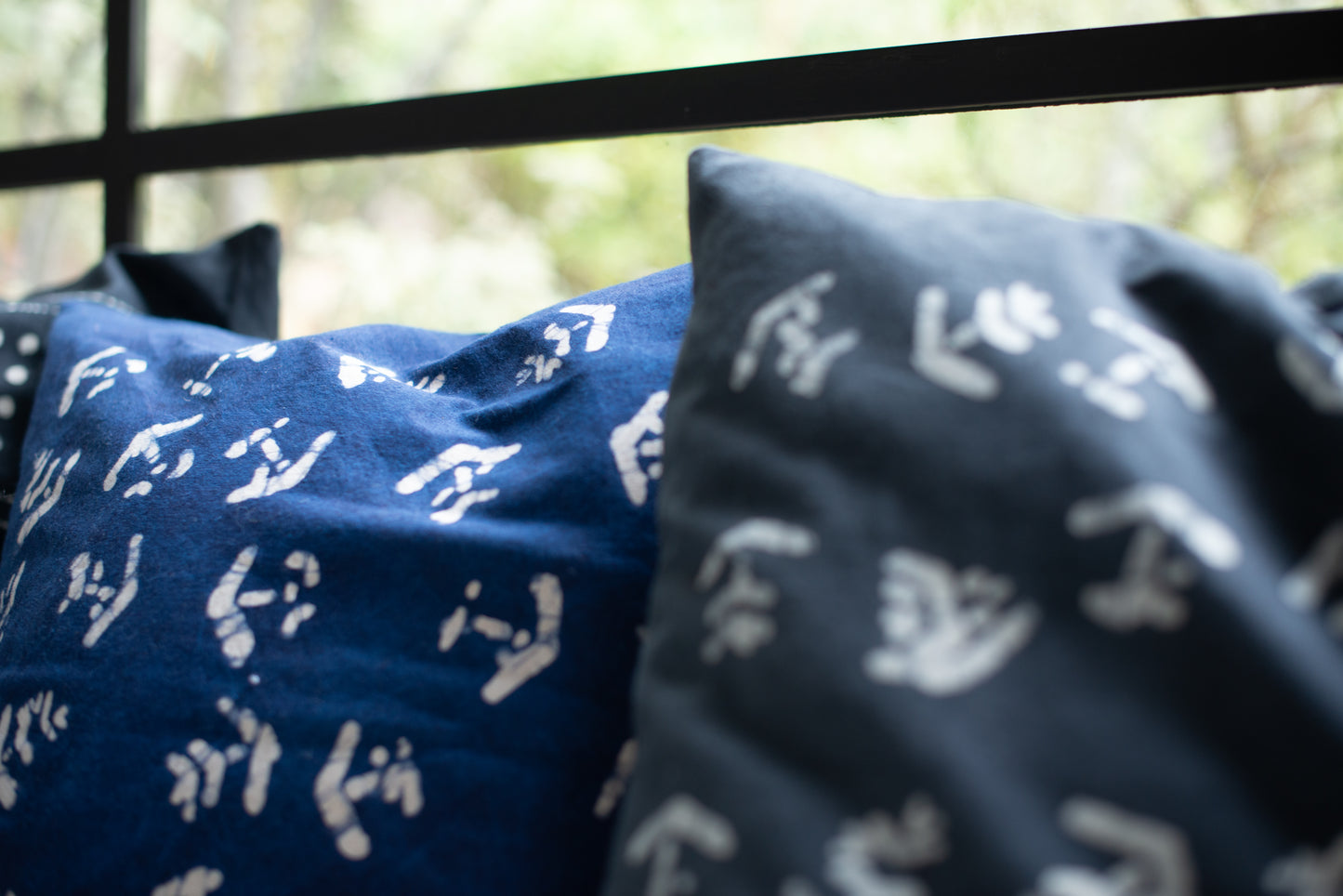 FOSSEY Pillows